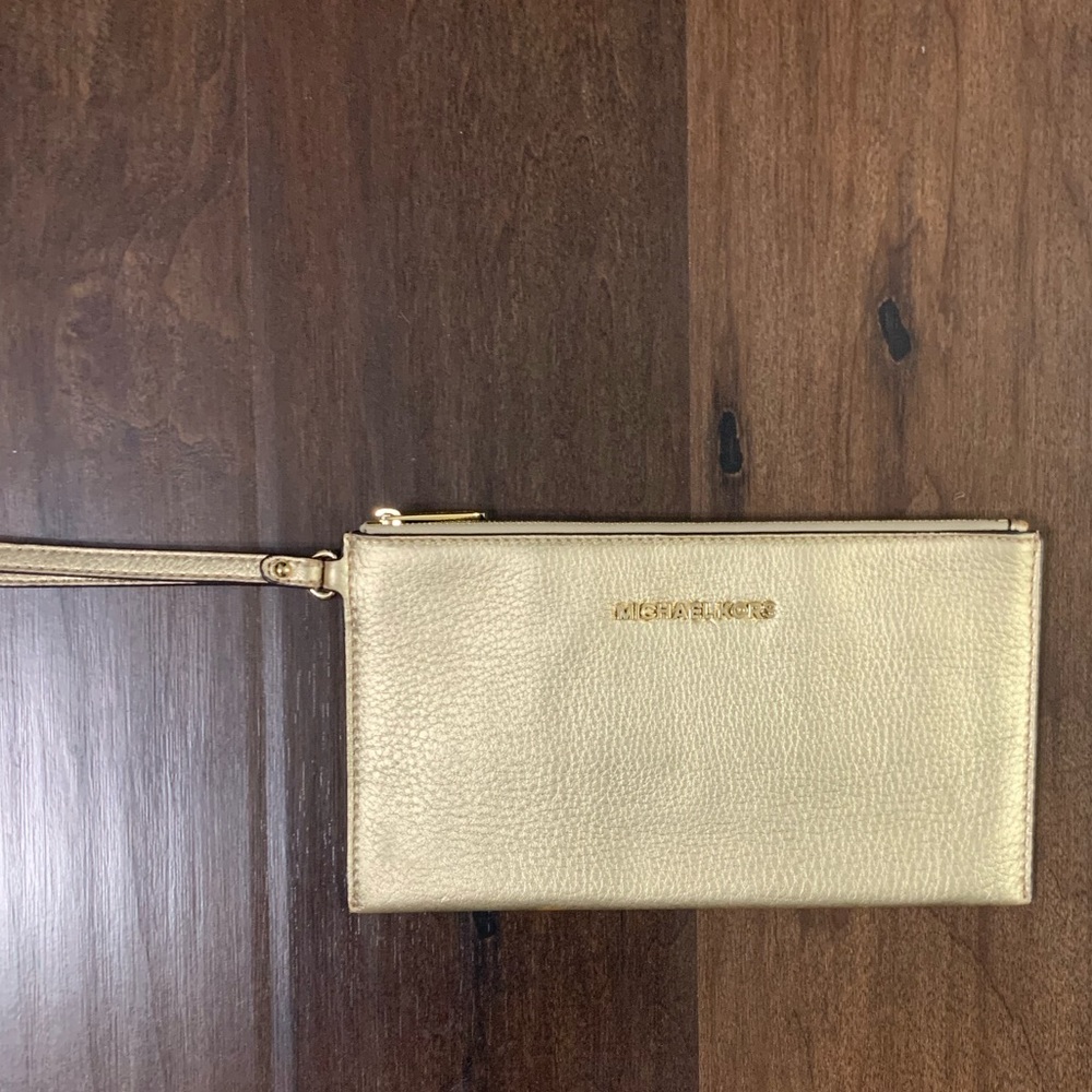 Michael Kors clutch
